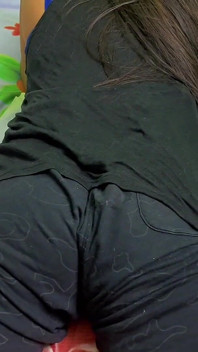 Seks dengan adik tiri desi saya yang seksi