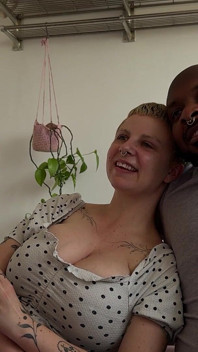 Urmărind filmele noastre porno, partea 6 - Milk X Axel Reigns