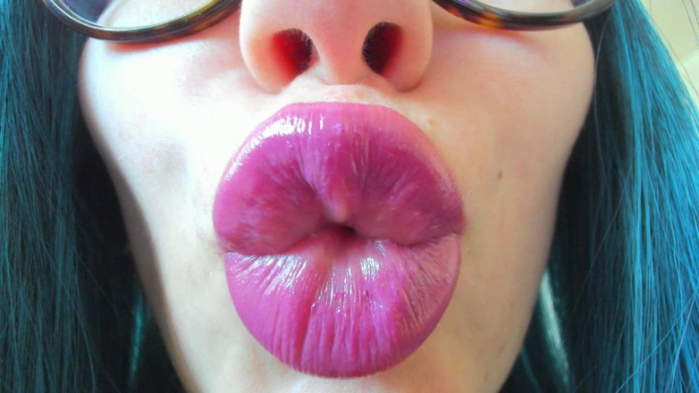 Rarible Diamond: Kissing Sound 6