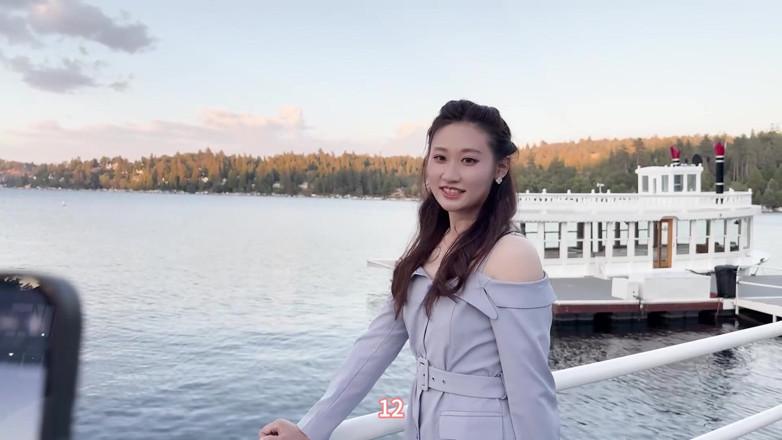 Chloe Lin: Kencan offline dengan mahasiswi yang tidak bersalah