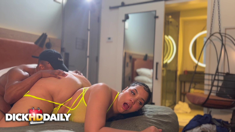 DICKHDDAILY: Săpând pentru Pietre Jewels