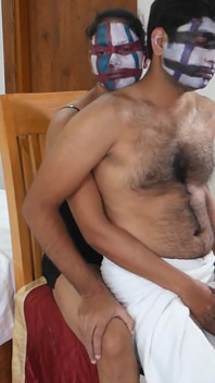 Namorado adora fazer menina chupar seu pau