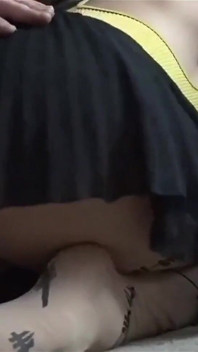 Whale Tail berkongkek
