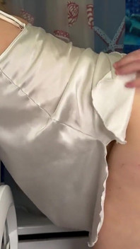 Büyük götlü gerçek amatör sikiş, genç 18+