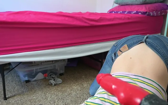 Miss Ellie Roleplay: Slut's Best Friend: the View