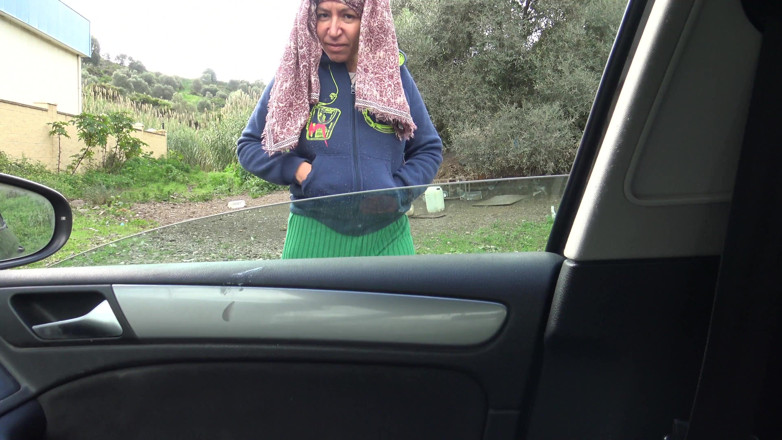 Souzan Halabi: 在伊兹密尔搭讪一个土耳其素人戴绿帽子的妻子