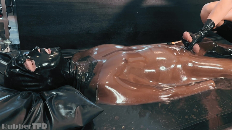 RubberTFD: Unit 13 - Vacbed Moanline