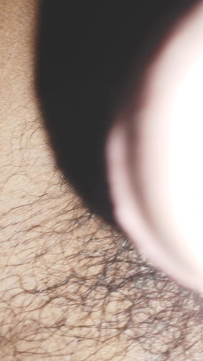 Indian_teens_era: Femboy masturbace sólo v místnosti