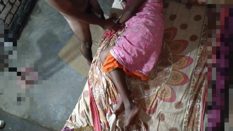 Pumi: Bhabhi blev knullad i röpan för första gången idag