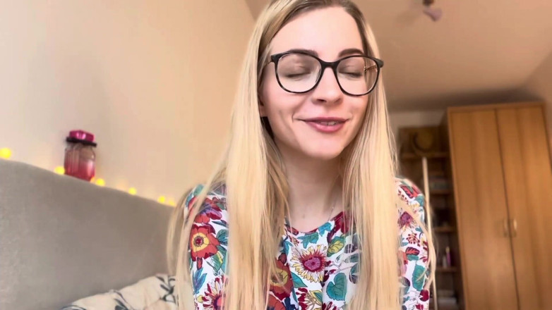 Goddess_Bella_Rae: 2 Main Signs a Man Is a Submissive Beta (without Coming...