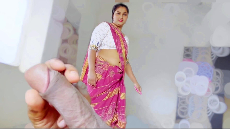 Fuckkkker: Dick Flashing for Desi Maid She Likes My Big Dick...