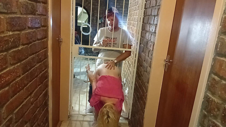 18blondteen: Selbst wenn stiefvater mich gemahlen, werde ich immer noch einen...