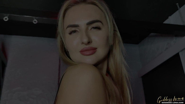 Goddess Lena: Vibratorul meu uriaș te fute!