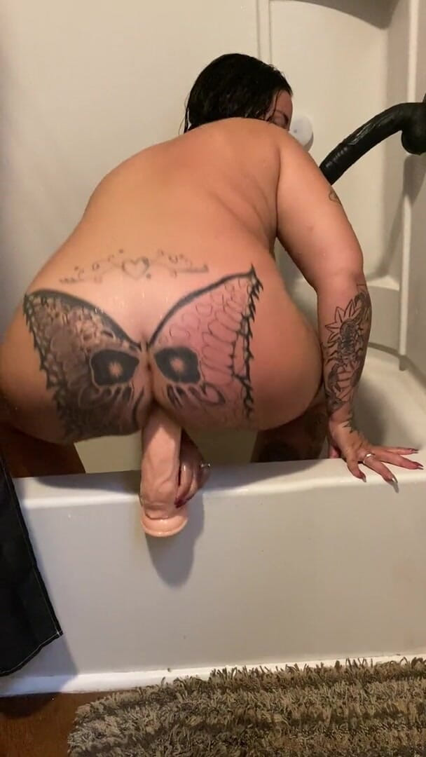 MzKiTTy91: 흑형 대물  2명의 대물 자지 따먹는 와이프