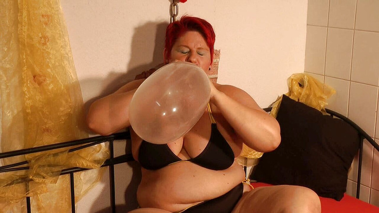 Anna Devot: Annadevot - Kondomtest mit etwas unterschied;-)