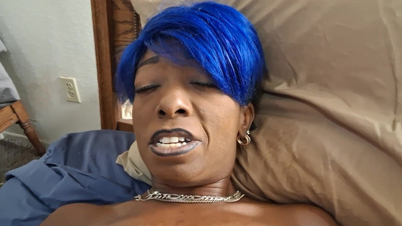 Trapper Woodstock: Blue Nasty Lipstick Face Fuck