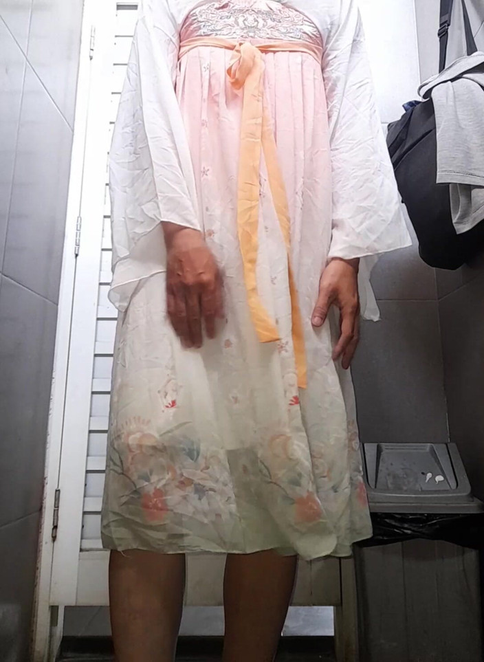 Naomisinka: Crossdresser Cum Wearing Cute Chinese Hanfu Dress