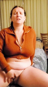 I Wore My 52F Lesbian Roommate’s Soccer Stepmom Sweaters Fucking Myself in Them Then Nude and Left the Video on Her Bed Wanting