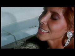 Just X Star: Porno vintage italiano: milly d'abbraccio sbattuta da due cazzi duri