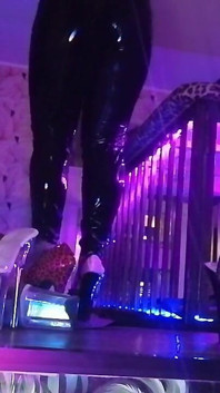Tacones altos Humillación Footfetish Clip Personalizado