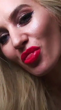 Domina-footjob