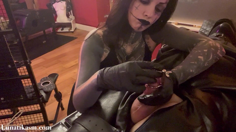 Mistress Lunatika: Banh niệu đạo _mistress Lunatika