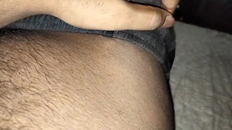 Desi Tits: Desi Solo
