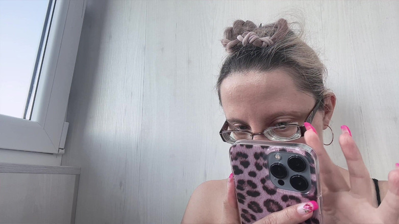 FinDom Goaldigger: Vestido de niña para mariquita Asmr Cautivar, aliento crossdressing