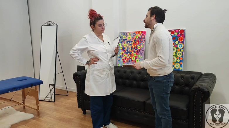 All You Can Fetish: Verpleegster trekt af, spermadonor geeft borstvoeding