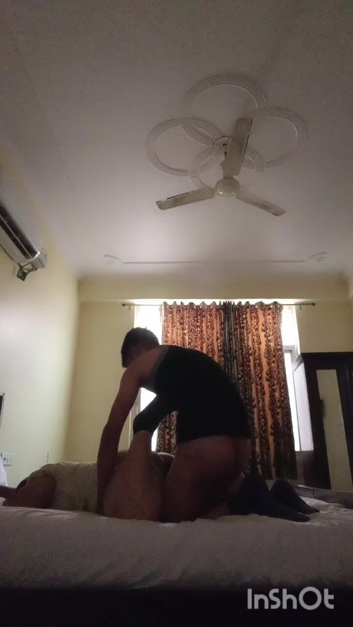 Sexgarl84: 彼女の鶏肉を処分しました。