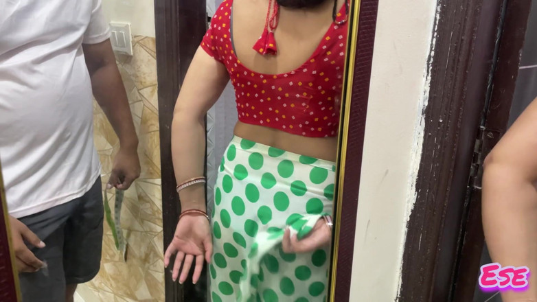 Sammy Sins: Desi Pervert Tailor Fucks Indian Hot Bhabhi in His Shop