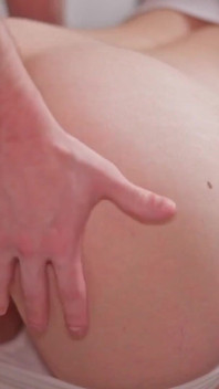 Creampie besar gaya doggy