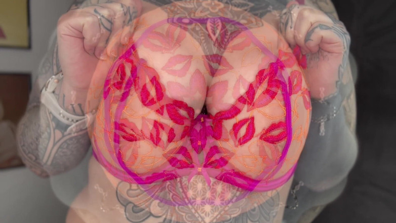 Miss Valentina: Valentinas hipnotizan 4 goons