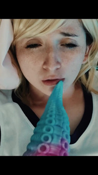 Lola Bunny este futută atât de tare