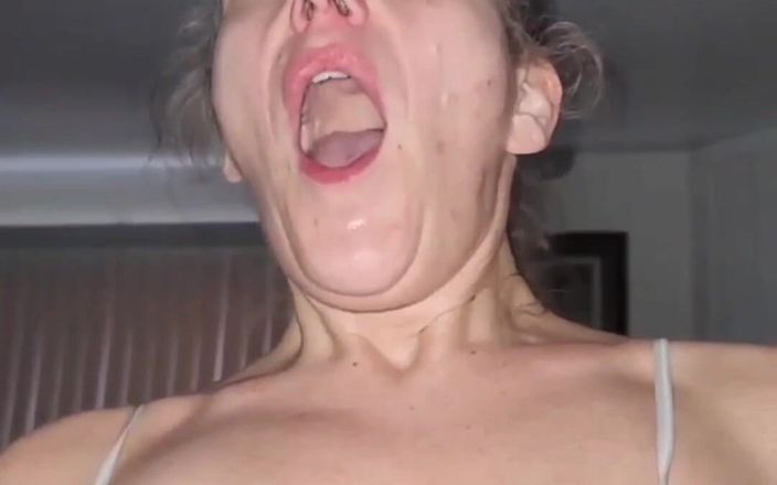MrGoodBar Aka MrLongStroke283's Candy Shop: Analriding Cougar Cumming on My Dick