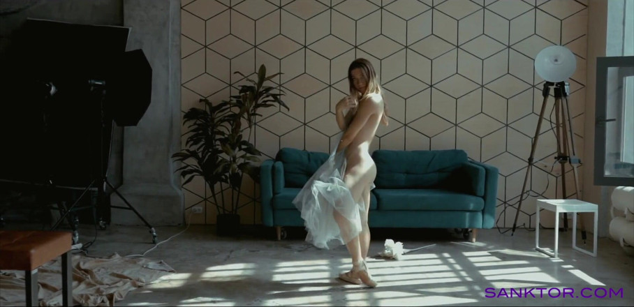 SANKTOR: Naked ballet dancer . Art erotic video.