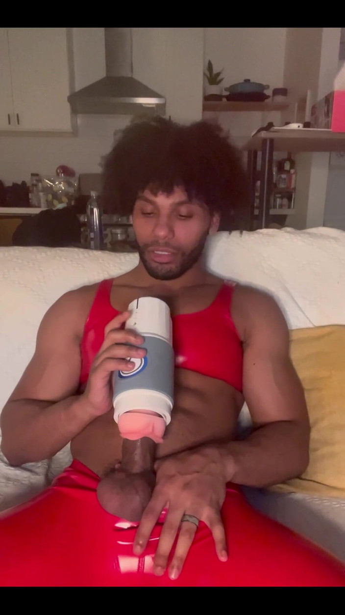 Tony Genius: Red Rocket: Recenze sexuálních hračk