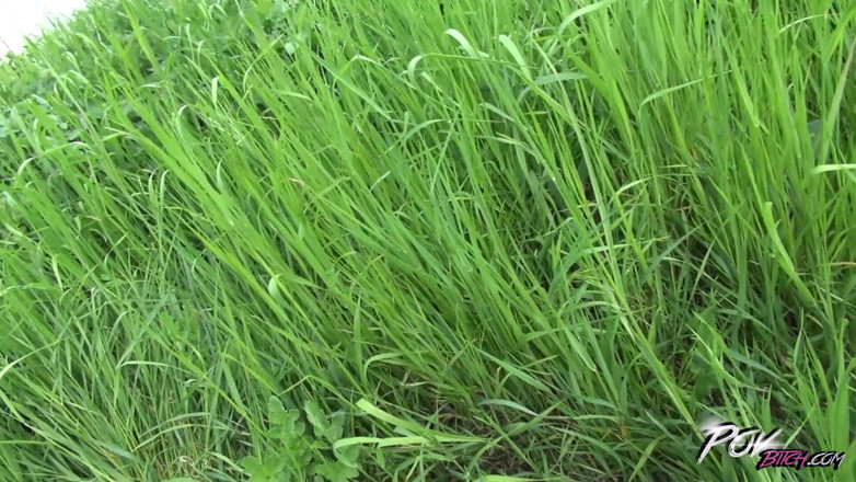 POV Bitch: Si cantik semula jadi muda mahukan pengembaraan yang sesat di...