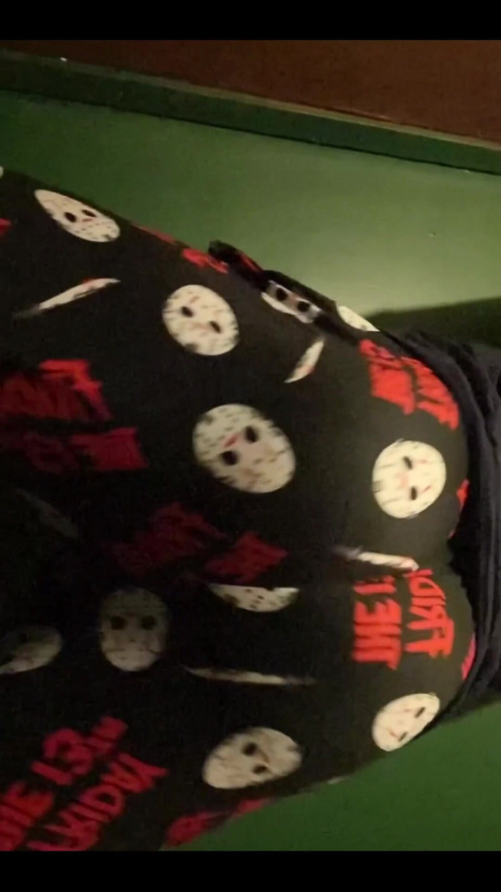 Tailandxxx: Até Jason Tryna leva uma punheta nessa bunda