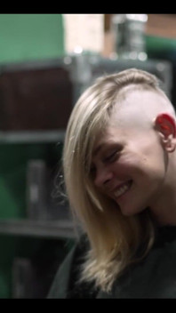 I Fucked the Barber for a Free Side Shave