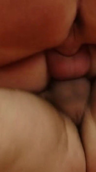 Pepek berganda dan creampie berganda dengan Kristina Blond
