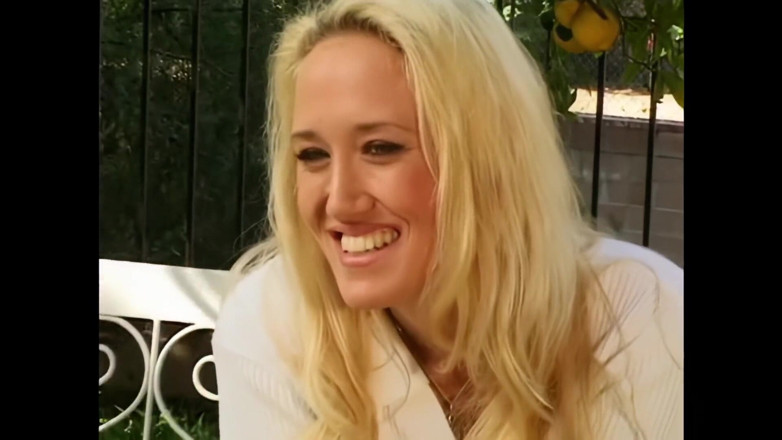 Pornobello: Alana Evans: Foda-me Naquele Sofá E Leve Minha Bunda Também