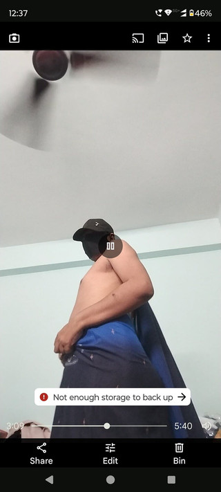 Ronit: Indian Gay Boy Wearing Sari Showing His Ass & Small Dick