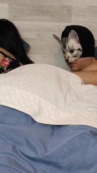 Liebende stiefmutter, solo-fans in zeitlupe, im bett