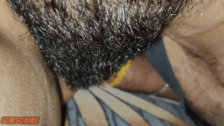 Kapsims: Subscriberku tiba-tiba datang ke rumahku dan ngentot aku habis-habisan