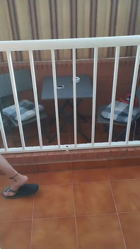 Berisiko Di Luar Rumah