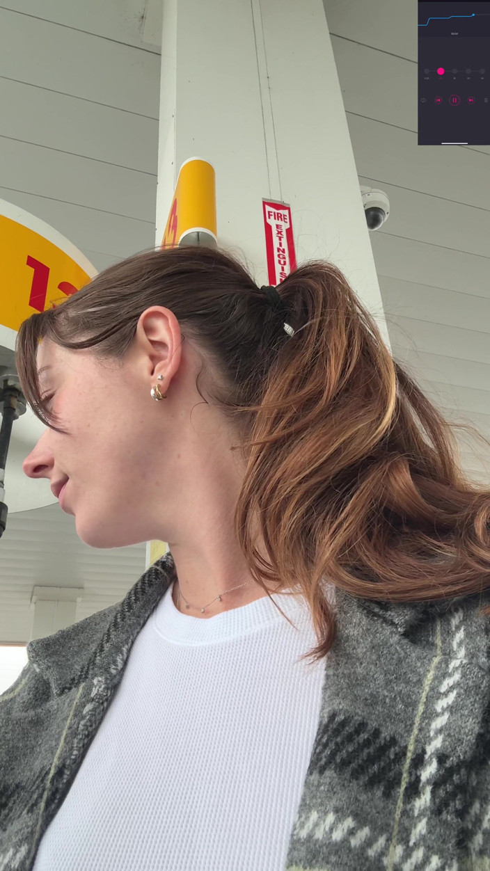 Nadia Foxx: Trying Not to Cum Too Loud While I Pump My...