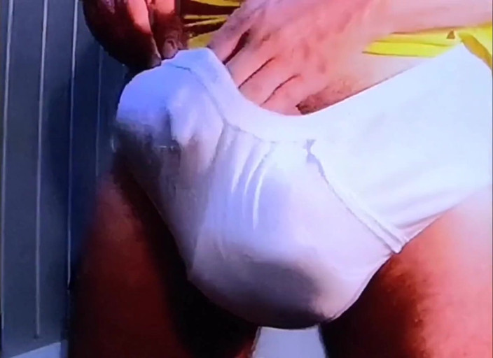 Monster_Meat_: Dailey in biancheria intima 'sloggie'