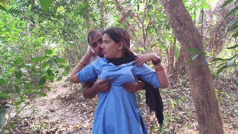 Sona bhabhi: Odia studente neukt hard-core neuken met haar vriendje in het...
