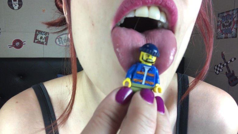 Candystart Videos: 페티쉬를 먹는 거인들